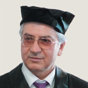 Гадис Гаджиев