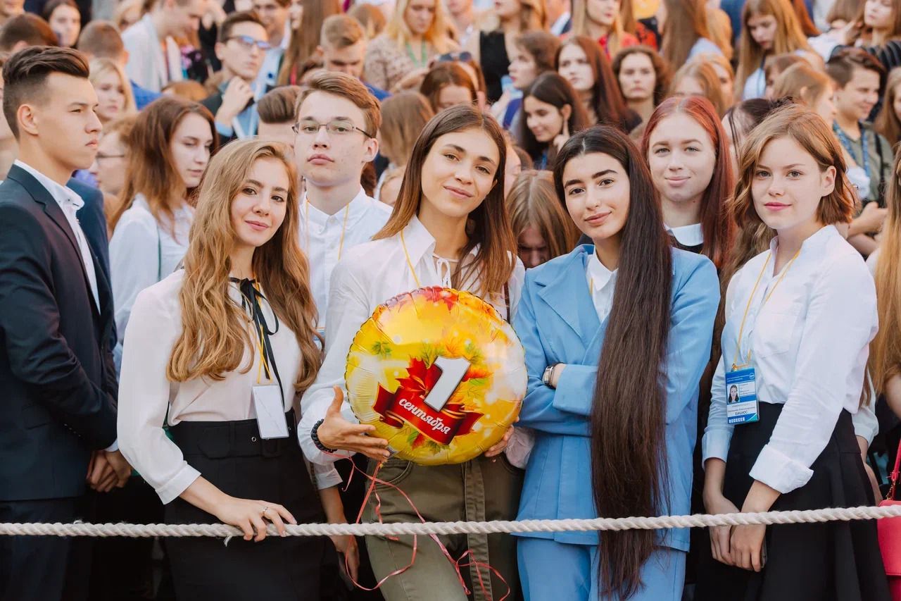 Студенты СПбГУП 1 сентября